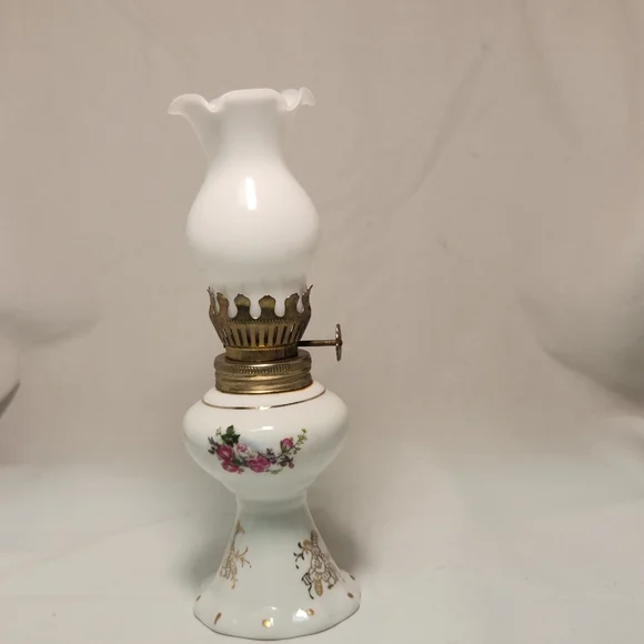 Vintage Mini Oil Lamp - Picture 1 of 8